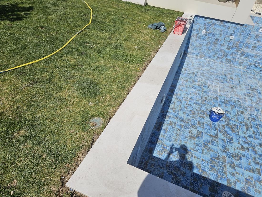Revestimiento de gresite en piscina